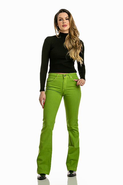 Calça Flare Alta Sarja - www.latifundio.com.br