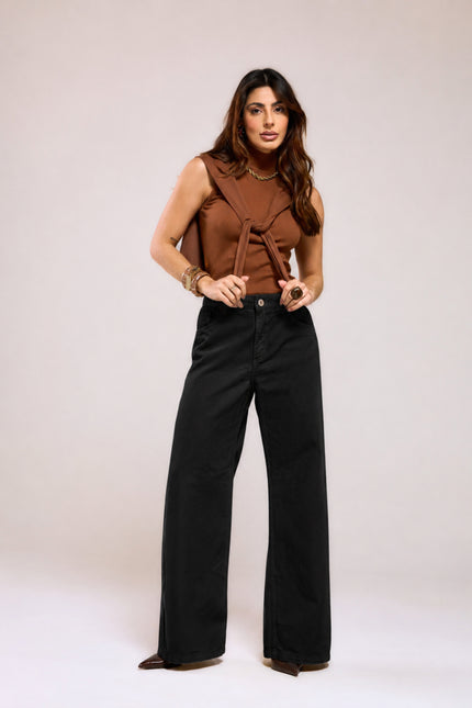 Calça Feminina Wide Pantalona - Preto - www.latifundio.com.br