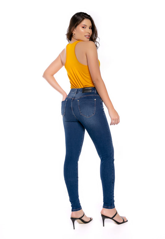 Calça Skinny Tradicional Alta - www.latifundio.com.br