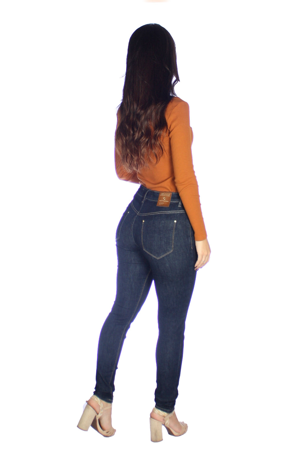 Calça Tradicional Alta Skinny - www.latifundio.com.br