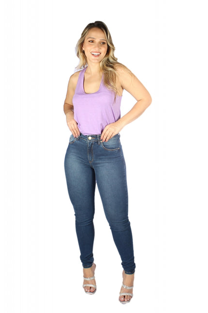 Calça Tradicional Alta Skinny - www.latifundio.com.br