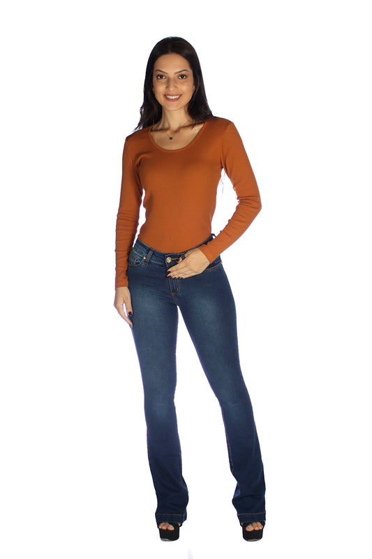 Calça Tradicional Femina Flare - www.latifundio.com.br