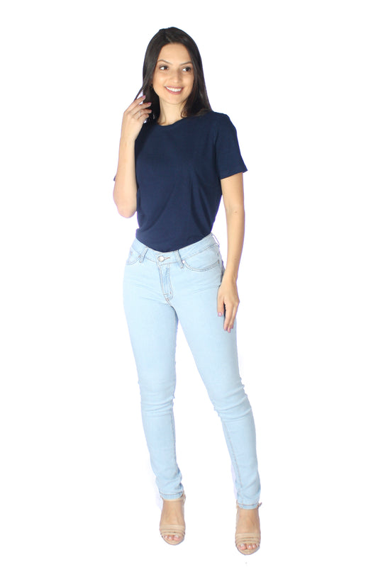 Calça Tradicional Skinny Jeans Claro - www.latifundio.com.br