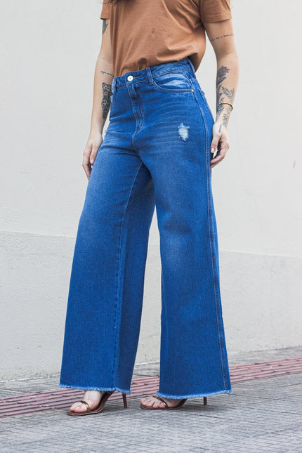 Calça Wide Leg Jeans com Puído - www.latifundio.com.br