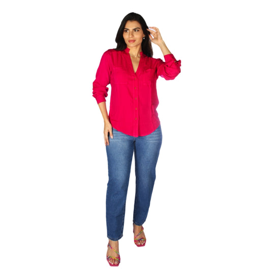 Camisa Feminina Ampla com Bolsos