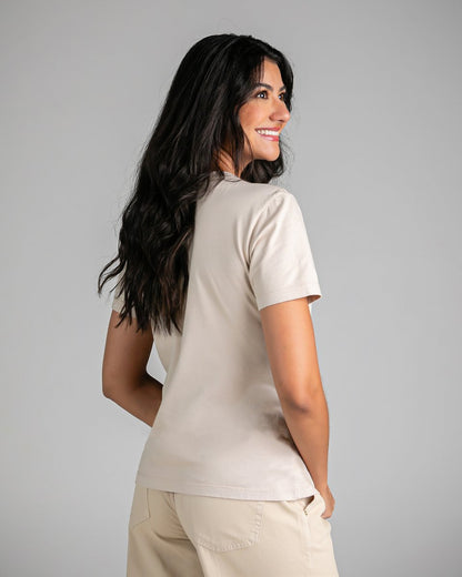 T-shirt Feminina Gola V